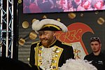 069.jpg