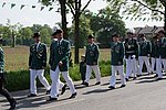 057.jpg