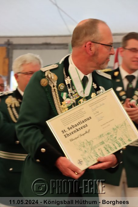 195.jpg