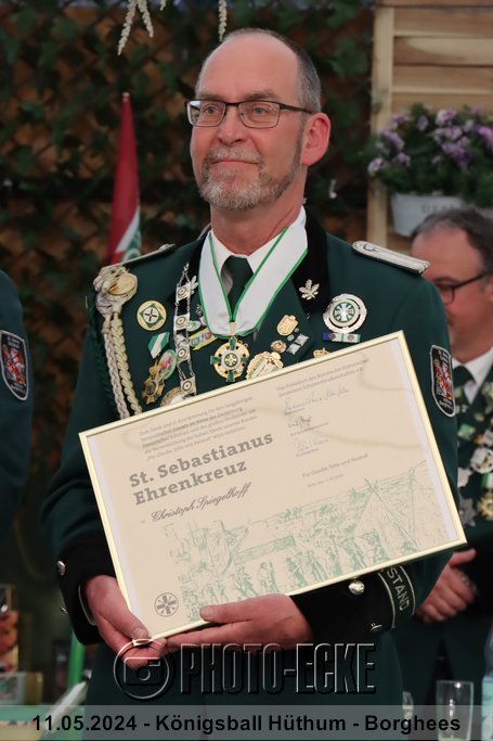 196.jpg