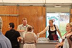 065.jpg