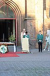 067.jpg