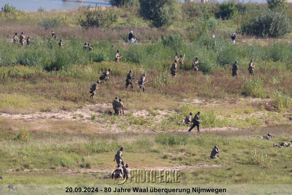 063.jpg