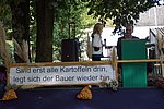 069.jpg