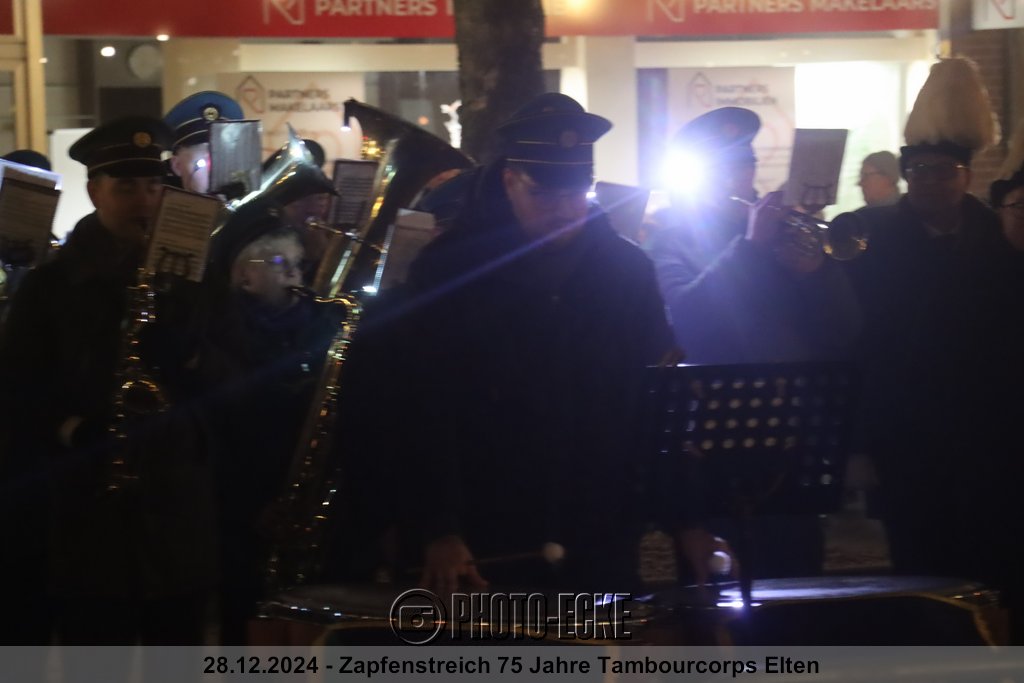 050.jpg